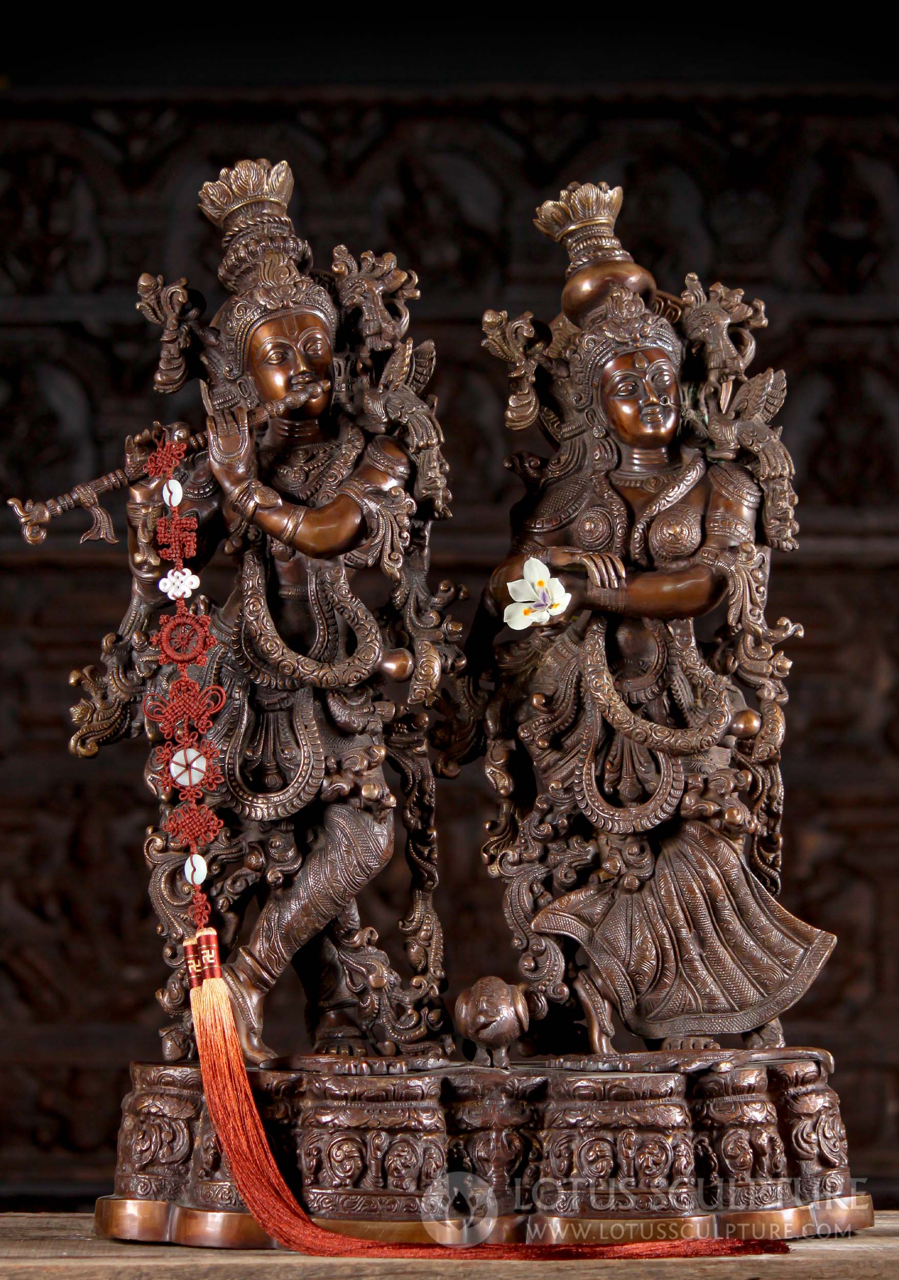 Radha Krishna Statue Beautiful Brass Finely Detailed Orissan Style of the Lovers 27" Questions & Answers